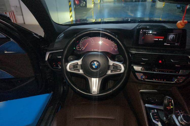 Used BMW 5 Series 2019 525Li M Sport Package Steering Wheel