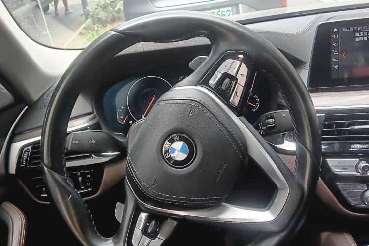Used BMW 5 Series 2019 Facelifted 530Li Leading Edition Luxury Package Steering Wheel