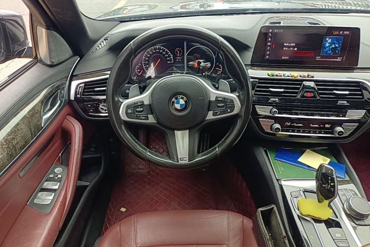 Used BMW 5 Series 2019 530Li xDrive M Sport Package Steering Wheel