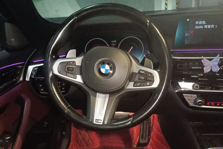 Used BMW 5 Series 2019 530Li Luxury Edition M Sport Package Steering Wheel
