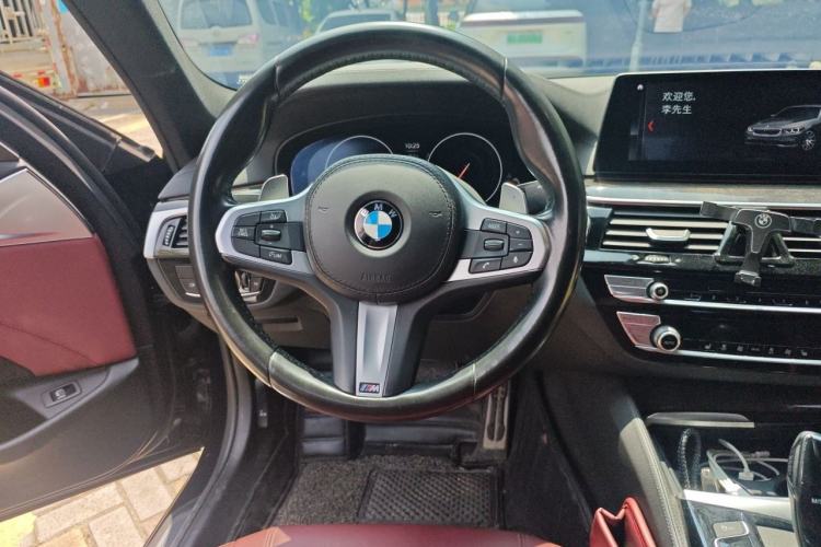 Used BMW 5 Series 2019 Facelifted 530Li Leading Edition M Sport Package Steering Wheel