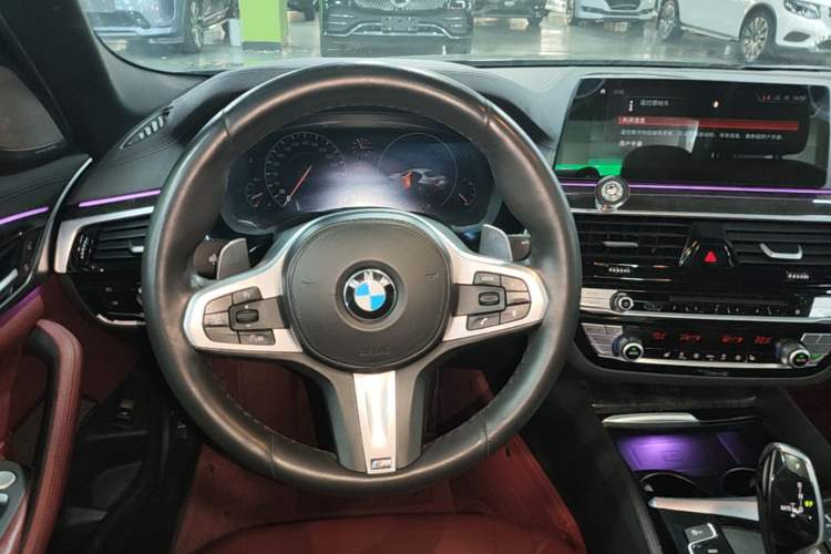 Used BMW 5 Series 2019 530Li Leading Model M Sport Package Steering Wheel