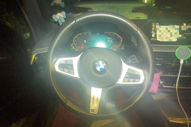 Used BMW 5 Series 2019 525i M Sport Package Steering Wheel