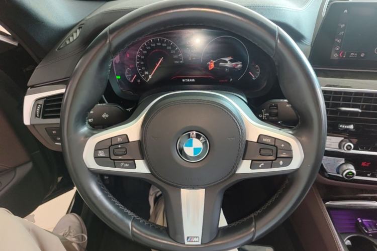 Used BMW 5 Series 2019 525Li M Sport Package Steering Wheel