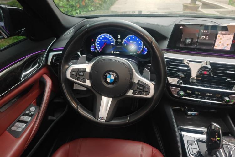 Used BMW 5 Series 2019 Facelifted 530Li Leading Edition M Sport Package Steering Wheel