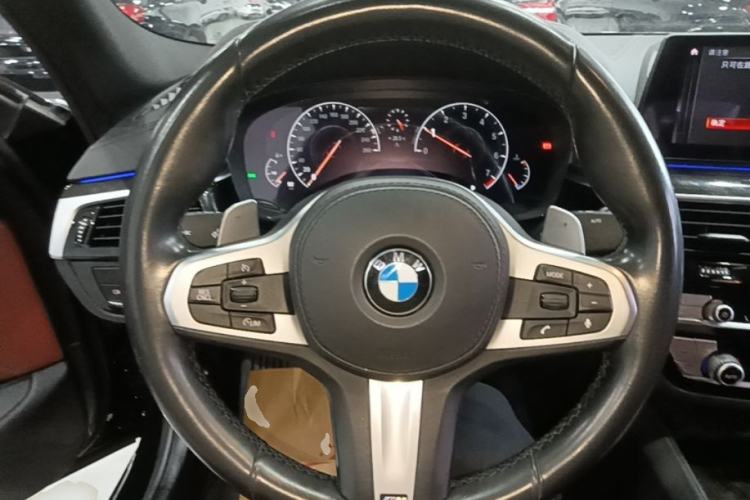 Used BMW 5 Series 2019 Facelifted 530Li Leading Edition M Sport Package Steering Wheel