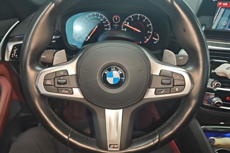 Used BMW 5 Series 2019 Facelifted 530Li Leading Edition M Sport Package Steering Wheel