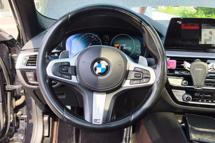 Used BMW 5 Series 2019 530Li Leading Model M Sport Package Steering Wheel