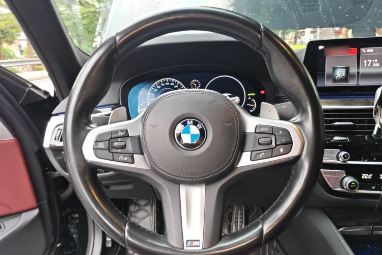 Used BMW 5 Series 2019 Facelifted 530Li Leading Edition M Sport Package Steering Wheel