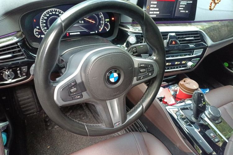Used BMW 5 Series 2019 525Li M Sport Package Steering Wheel