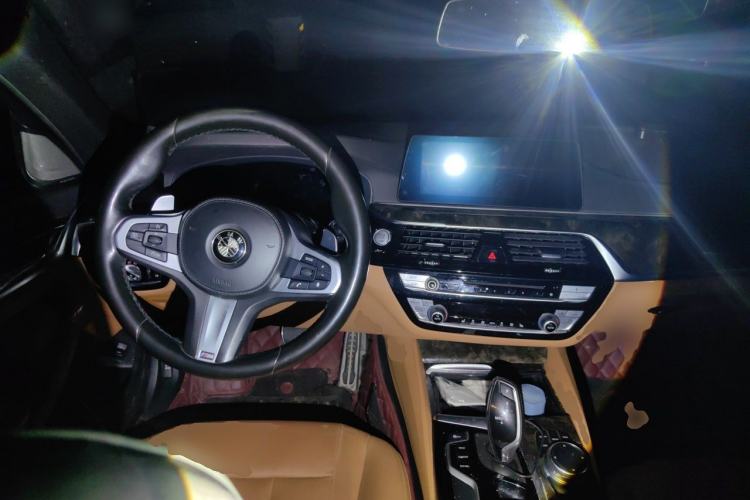 Used BMW 5 Series 2019 530Li Leading Model M Sport Package Steering Wheel