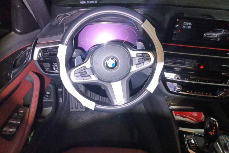 Used BMW 5 Series 2019 Facelifted 530Li Leading Edition M Sport Package Steering Wheel