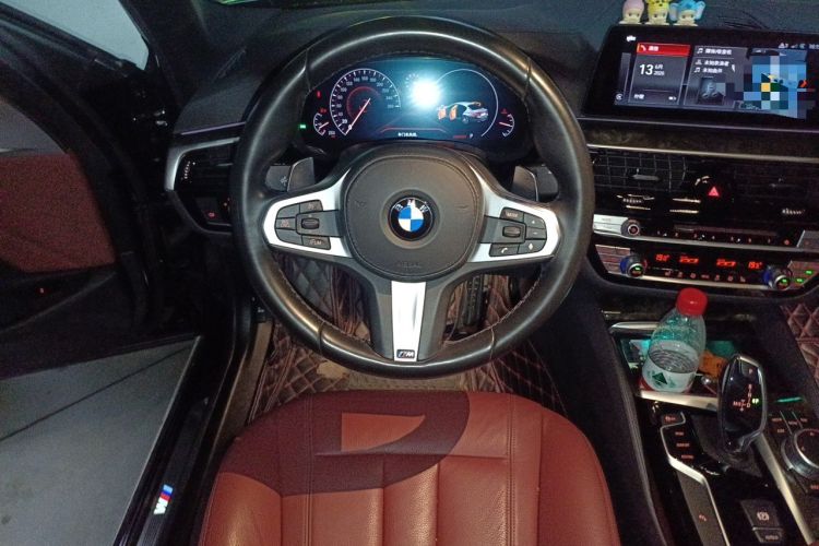 Used BMW 5 Series 2019 Facelifted 530Li Leading Edition M Sport Package Steering Wheel