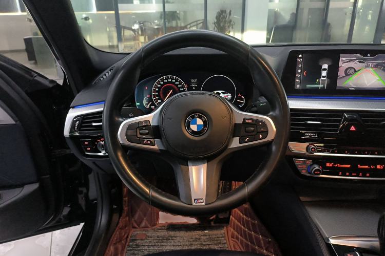 Used BMW 5 Series 2019 525i M Sport Package Steering Wheel