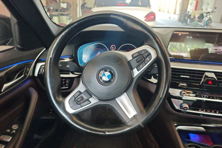 Used BMW 5 Series 2019 525Li M Sport Package Steering Wheel