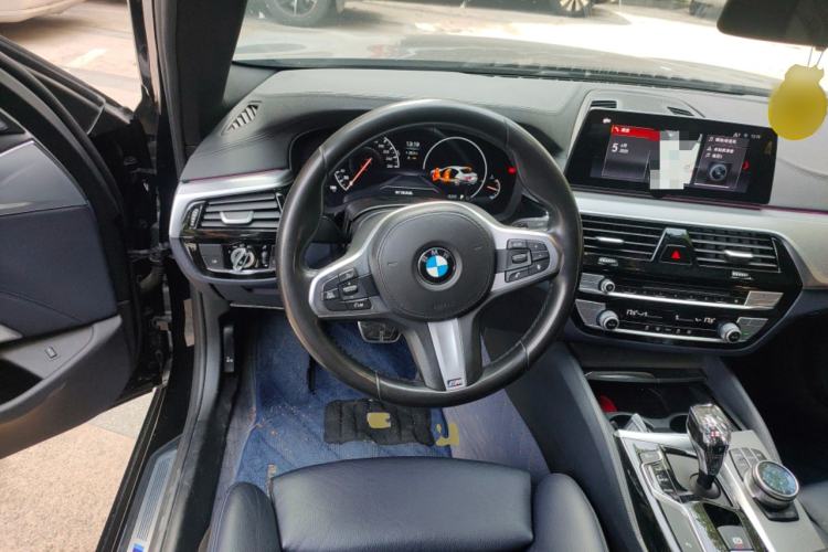 Used BMW 5 Series 2019 525i M Sport Package Steering Wheel