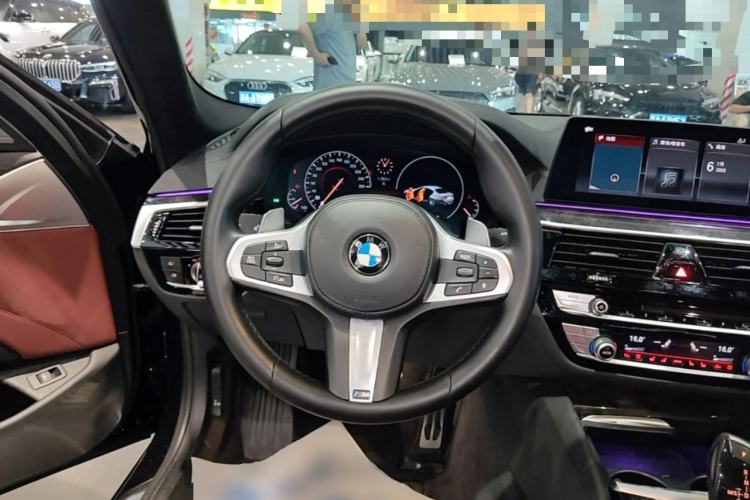 Used BMW 5 Series 2019 530Li Leading Model M Sport Package Steering Wheel