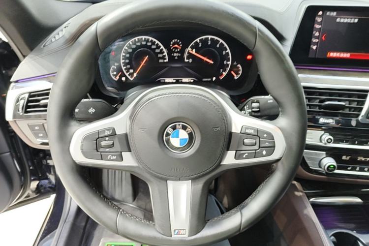 Used BMW 5 Series 2019 525Li M Sport Package Steering Wheel