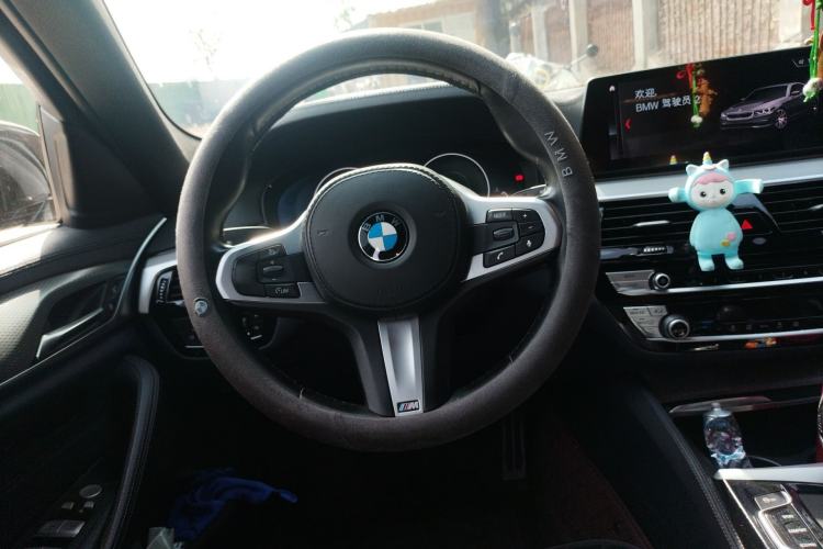 Used BMW 5 Series 2019 525i M Sport Package Steering Wheel