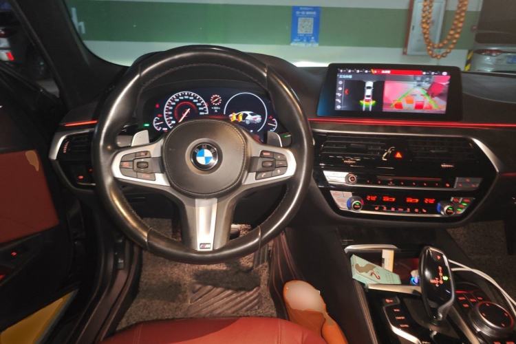 Used BMW 5 Series 2019 Facelifted 530Li Leading Edition M Sport Package Steering Wheel
