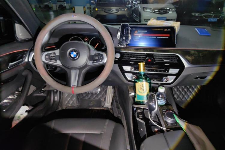 Used BMW 5 Series 2019 525Li M Sport Package Steering Wheel