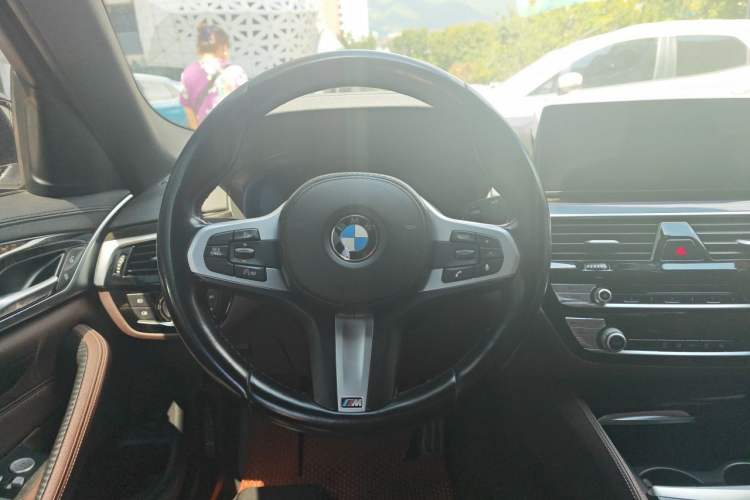 Used BMW 5 Series 2019 525Li M Sport Package Steering Wheel