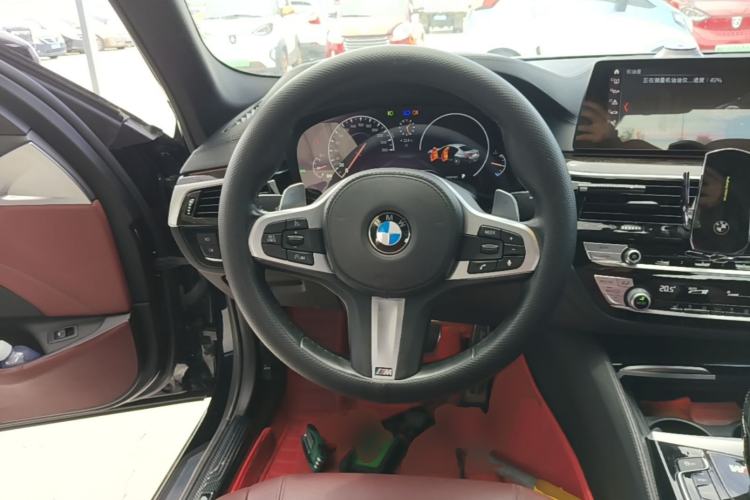 Used BMW 5 Series 2019 530Li Leading Model M Sport Package Steering Wheel