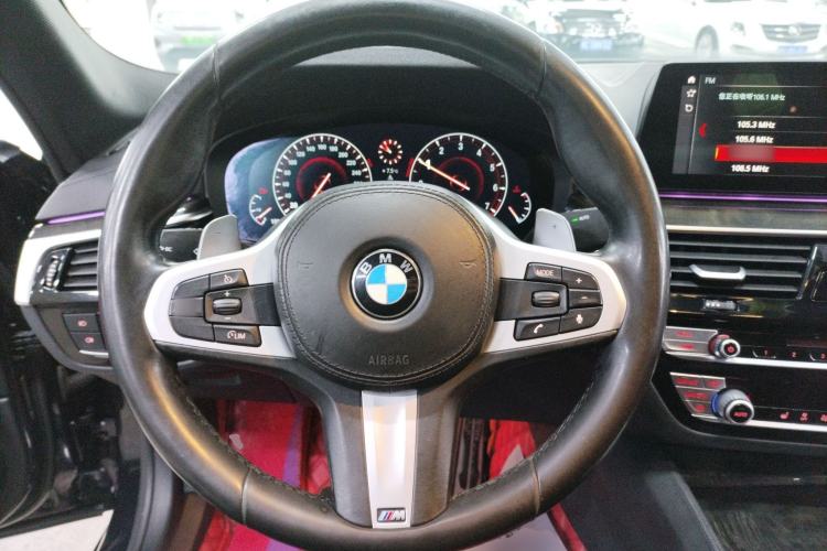 Used BMW 5 Series 2019 530Li Leading Model M Sport Package Steering Wheel