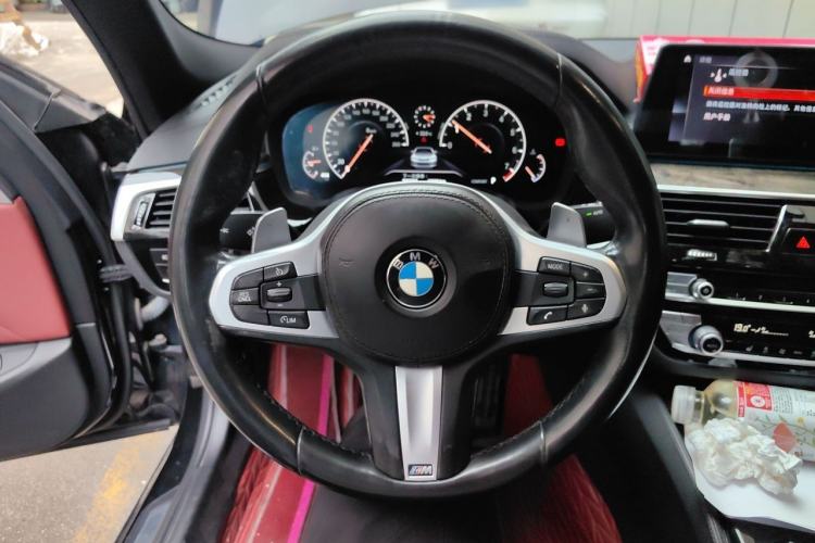 Used BMW 5 Series 2019 530Li Leading Model M Sport Package Steering Wheel