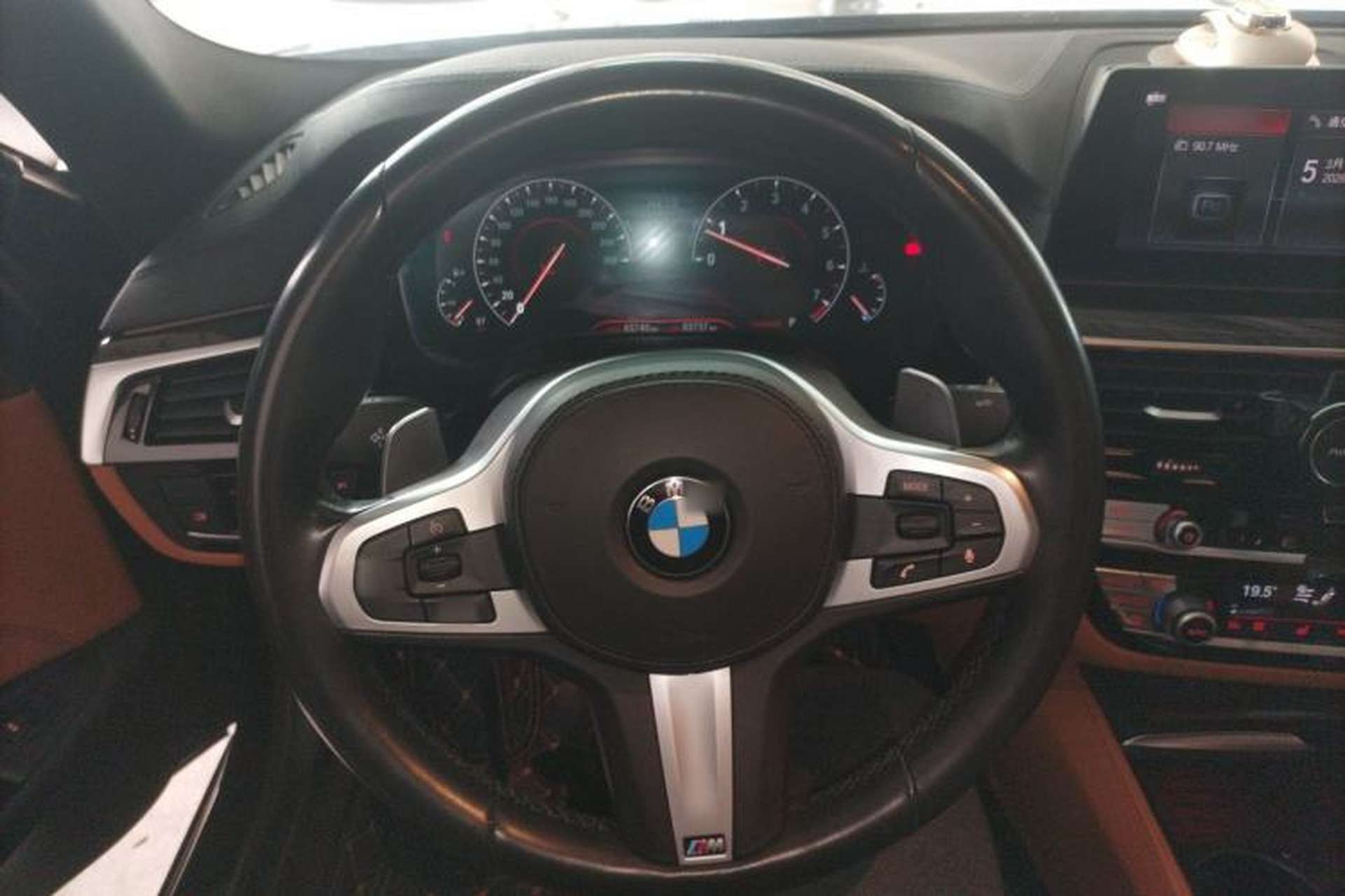 Used BMW 5 Series 2019 Facelifted 530Li Leading Edition M Sport Package Steering Wheel