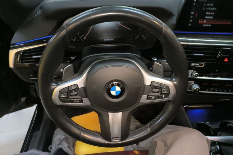 Used BMW 5 Series 2019 Facelifted 530Li Leading Edition M Sport Package Steering Wheel