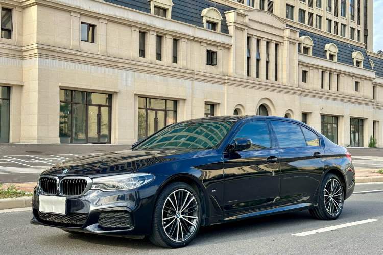 Used BMW 5 Series 2019 Restyled 530Li Luxury Edition M Sport Package Guazi used car, China used car export, Used car for sale, Used cars, Cheapest cars for sale