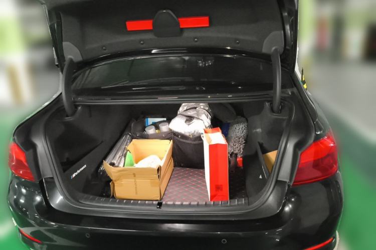Used BMW 5 Series 2019 Updated 530Li xDrive Luxury Package Trunk