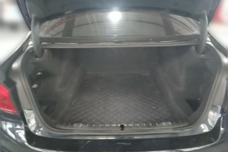 Used BMW 5 Series 2019 530Li Leading Model M Sport Package Trunk