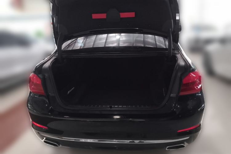 Used BMW 5 Series 2019 530Li Leading Model Luxury Package Trunk