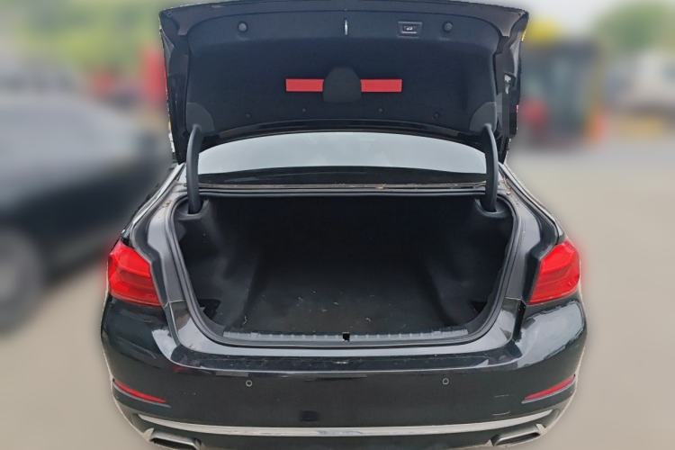Used BMW 5 Series 2019 Facelifted 525Li Luxury Package Trunk