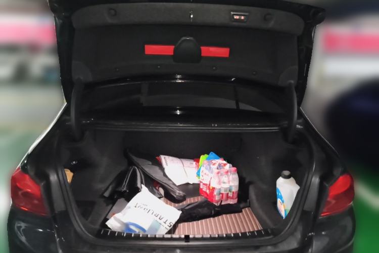 Used BMW 5 Series 2019 525Li M Sport Package Trunk