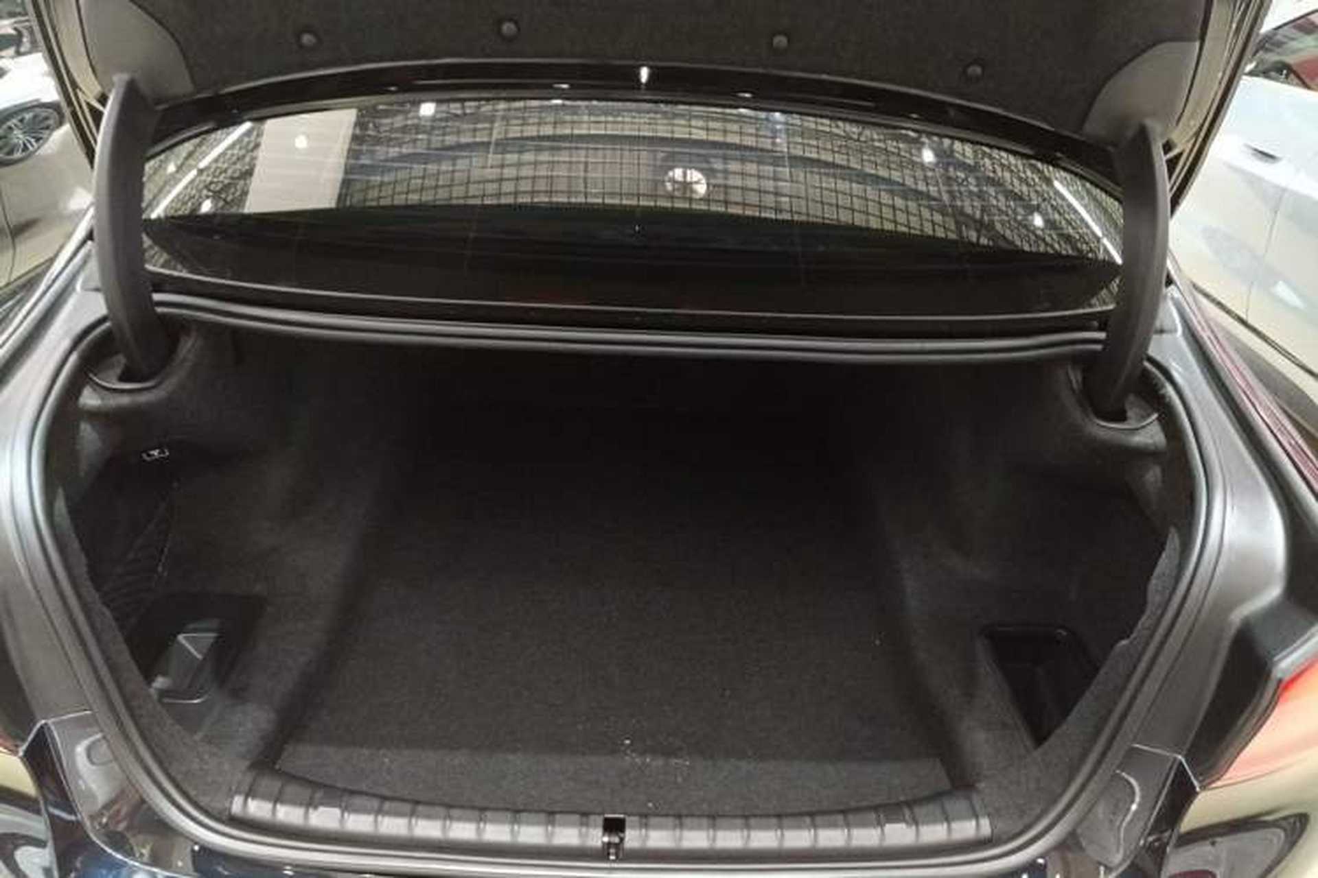 Used BMW 5 Series 2019 530Li Leading Model M Sport Package Trunk