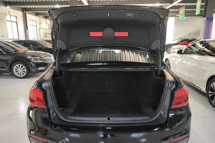 Used BMW 5 Series 2019 Restyled 525Li M Sport Package Trunk