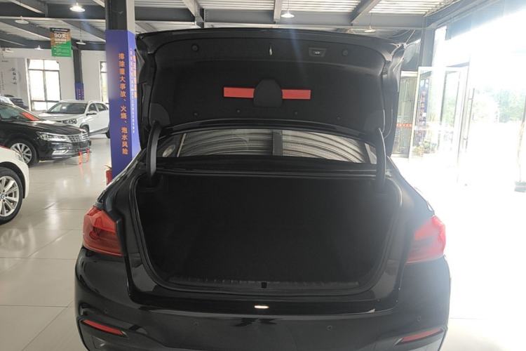 Used BMW 5 Series 2019 Restyled 525Li M Sport Package Trunk