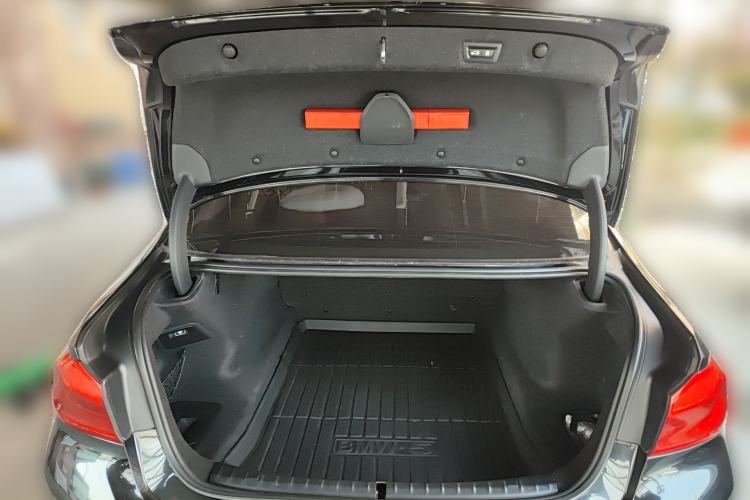 Used BMW 5 Series 2019 530Li Luxury Edition Premium Package Trunk