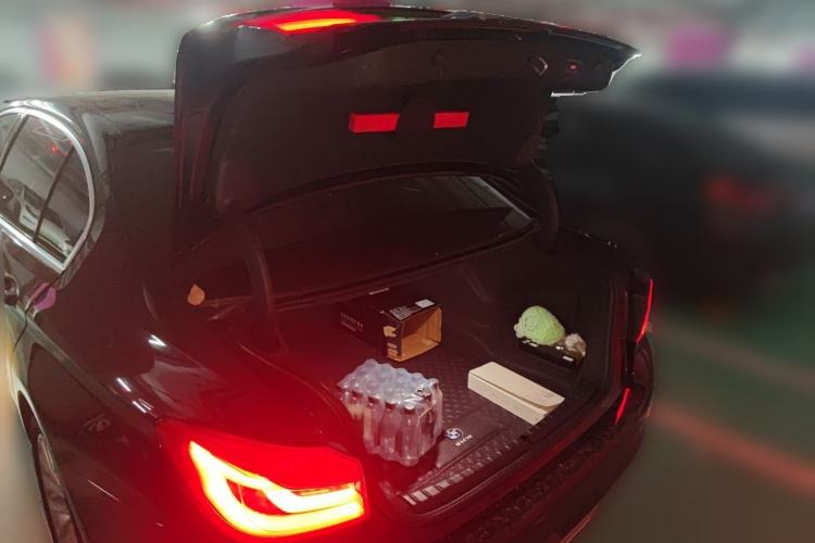 Used BMW 5 Series 2019 525Li Luxury Package Trunk