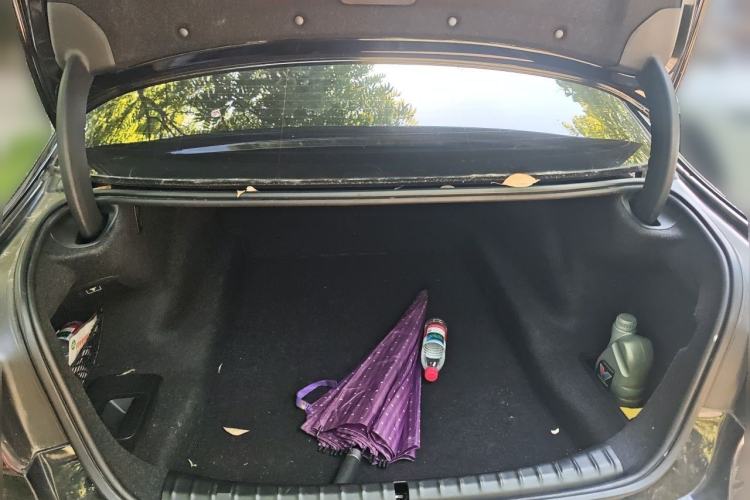 Used BMW 5 Series 2019 530Li Leading Model M Sport Package Trunk