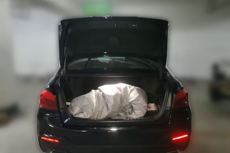 Used BMW 5 Series 2019 530Li Leading Model M Sport Package Trunk