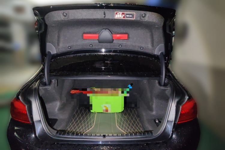Used BMW 5 Series 2019 530Li Luxury Edition Premium Package Trunk