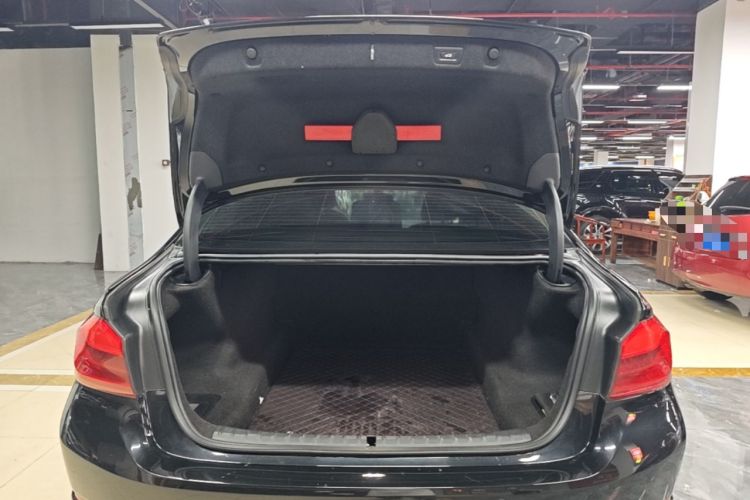 Used BMW 5 Series 2019 Facelifted 525Li Luxury Package Trunk