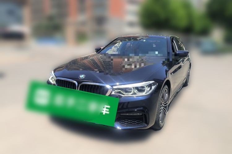 Used BMW 5 Series 2019 530Li Luxury Edition M Sport Package Guazi used car, China used car export, Used car for sale, Used BMW cars, Cheapest cars for sale