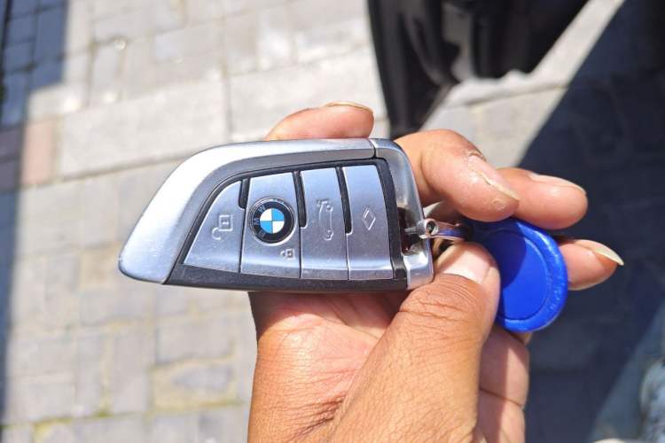 Used BMW 5 Series 2019 525Li M Sport Package Vehicle Key