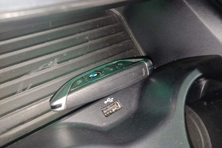 Used BMW 5 Series 2019 530Li Leading Model M Sport Package Vehicle Key