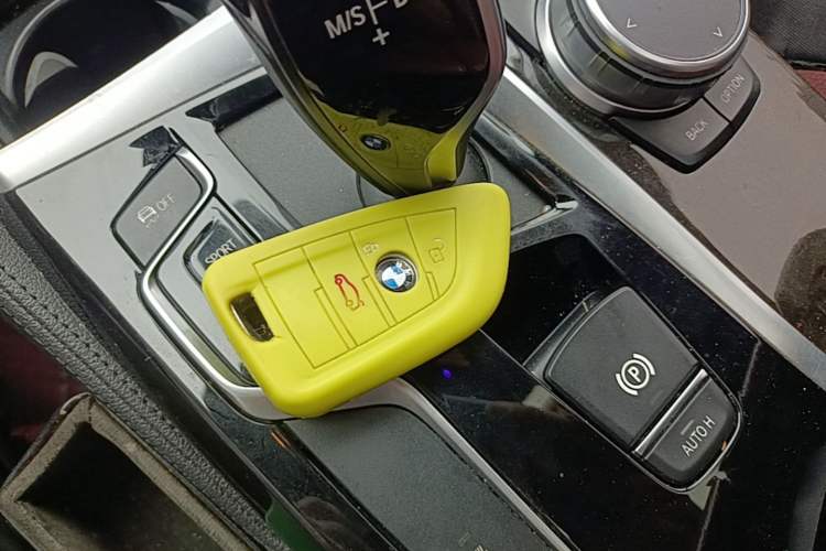 Used BMW 5 Series 2019 530Li xDrive M Sport Package Vehicle Key